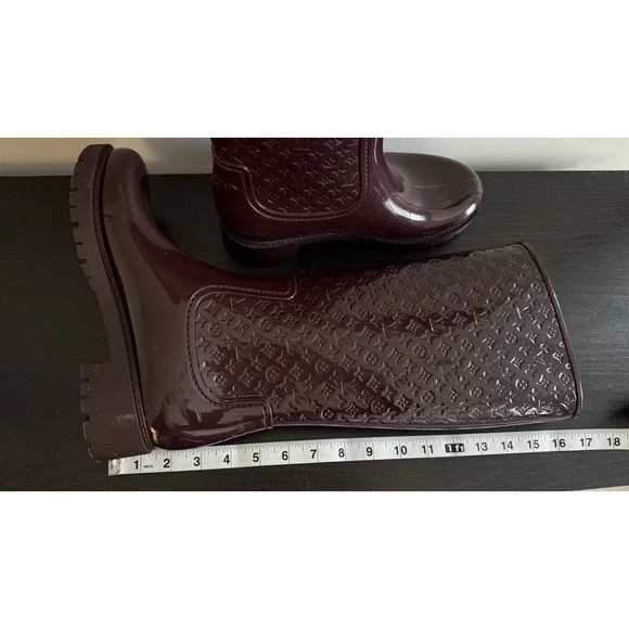 Authentic Louis Vuitton Tall Rain Boots Burgundy Color Size 39 - X listing - Picture 8 of 12